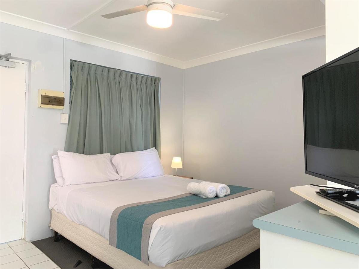 Broadwater Keys Holiday Apartments โกลด์โคสต์ ภายนอก รูปภาพ