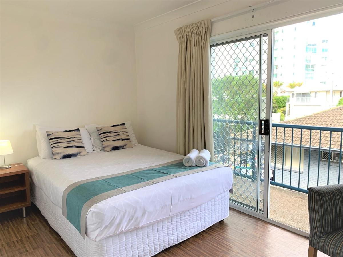Broadwater Keys Holiday Apartments โกลด์โคสต์ ภายนอก รูปภาพ
