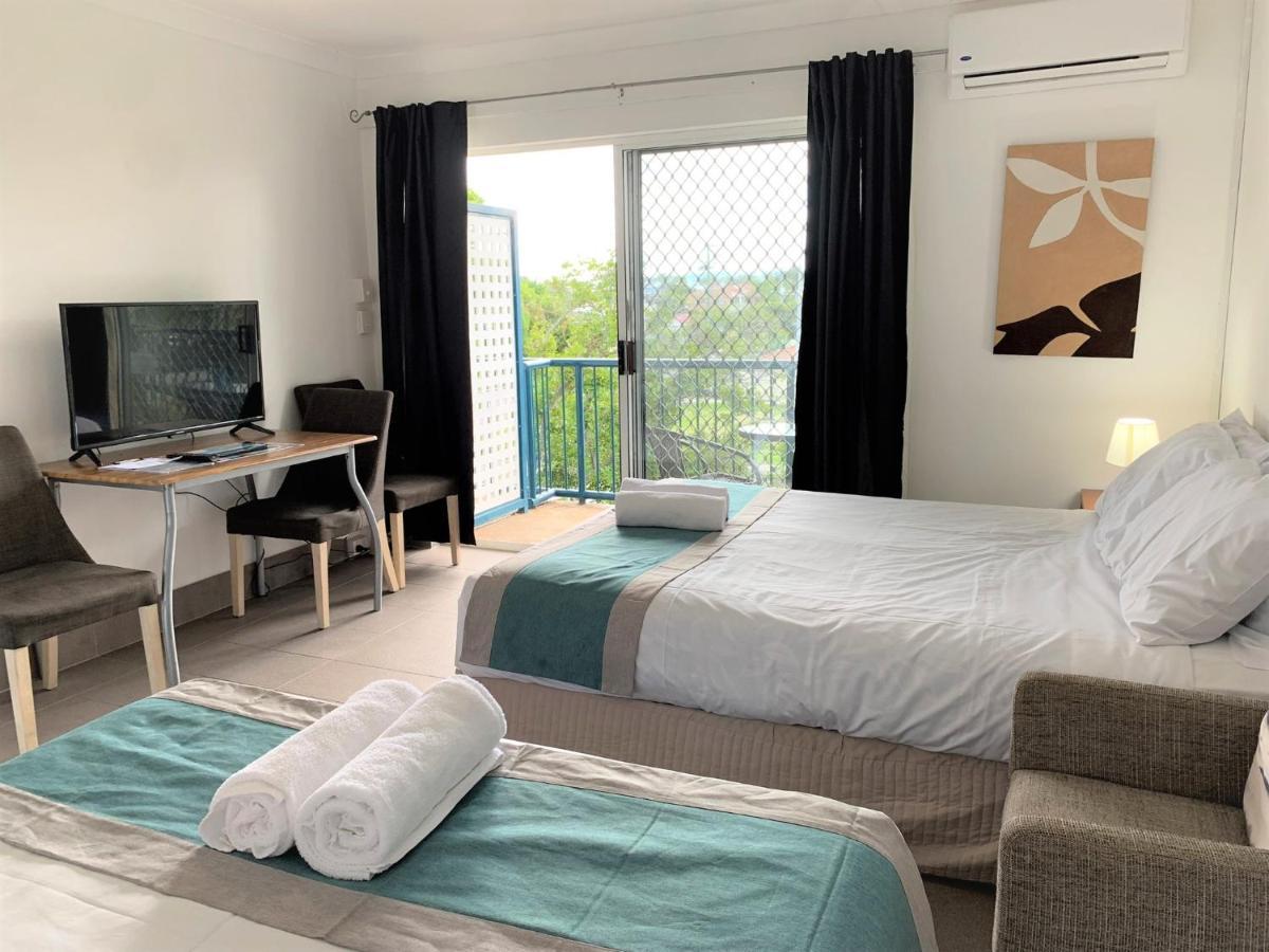 Broadwater Keys Holiday Apartments โกลด์โคสต์ ภายนอก รูปภาพ