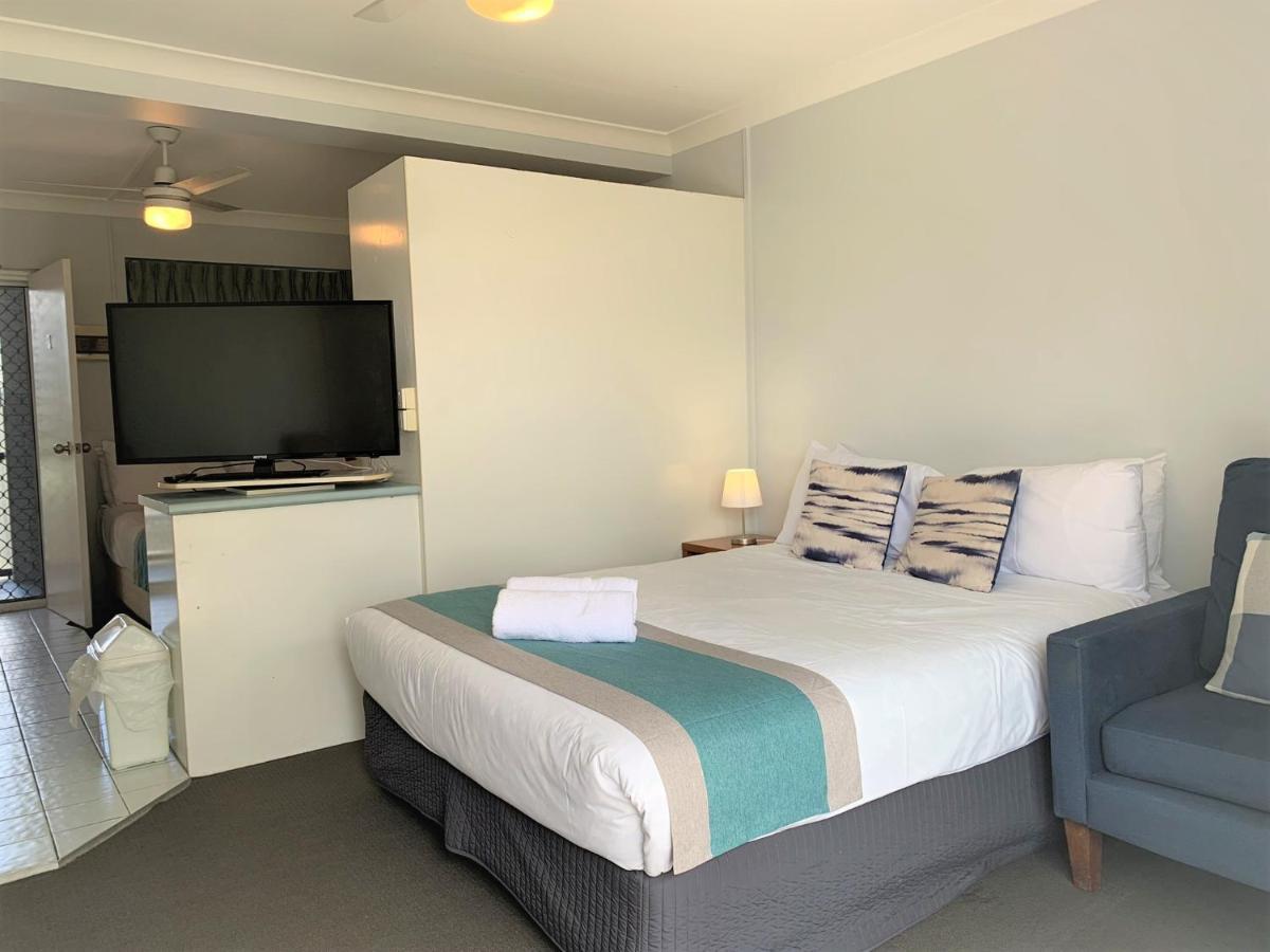 Broadwater Keys Holiday Apartments โกลด์โคสต์ ภายนอก รูปภาพ