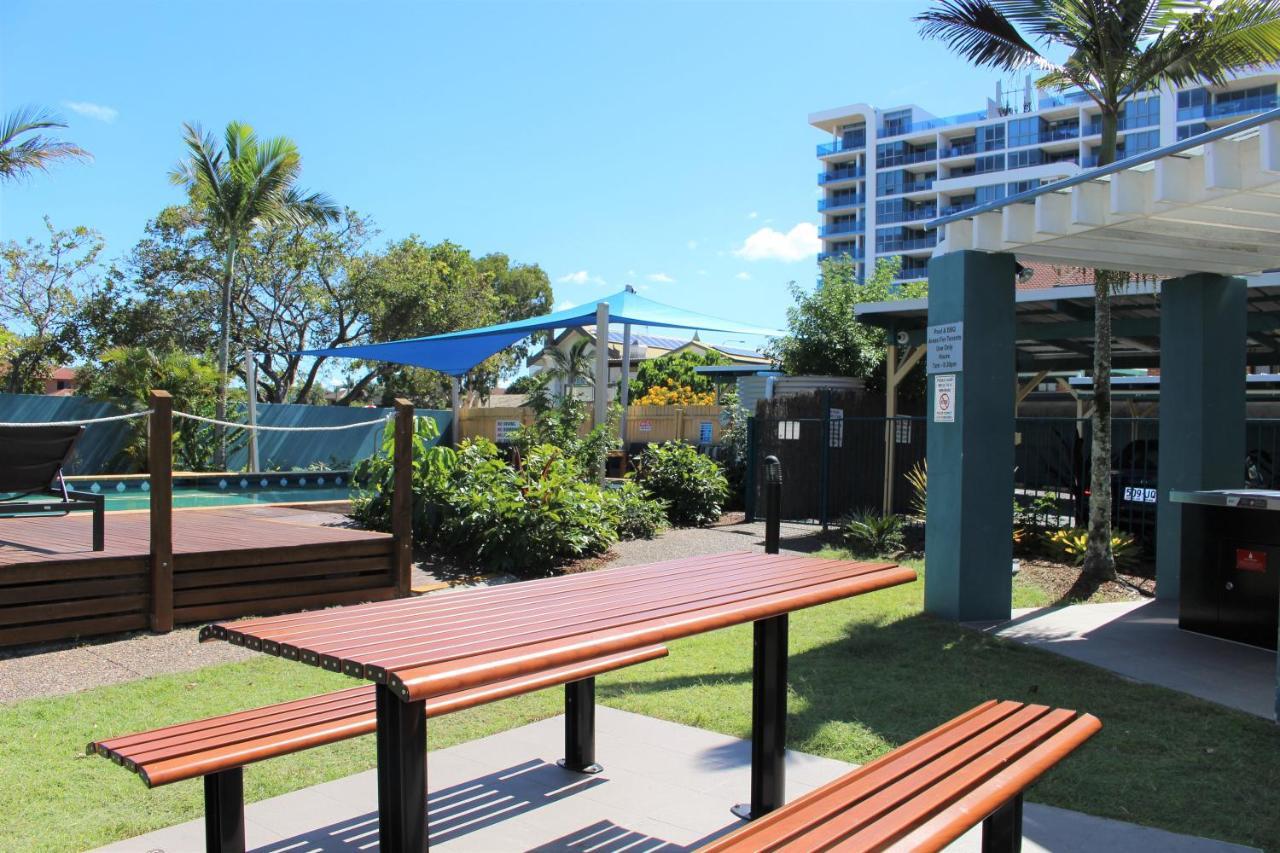 Broadwater Keys Holiday Apartments โกลด์โคสต์ ภายนอก รูปภาพ