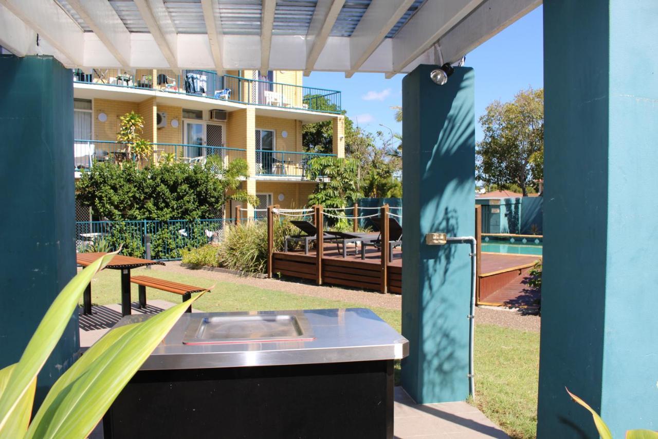 Broadwater Keys Holiday Apartments โกลด์โคสต์ ภายนอก รูปภาพ