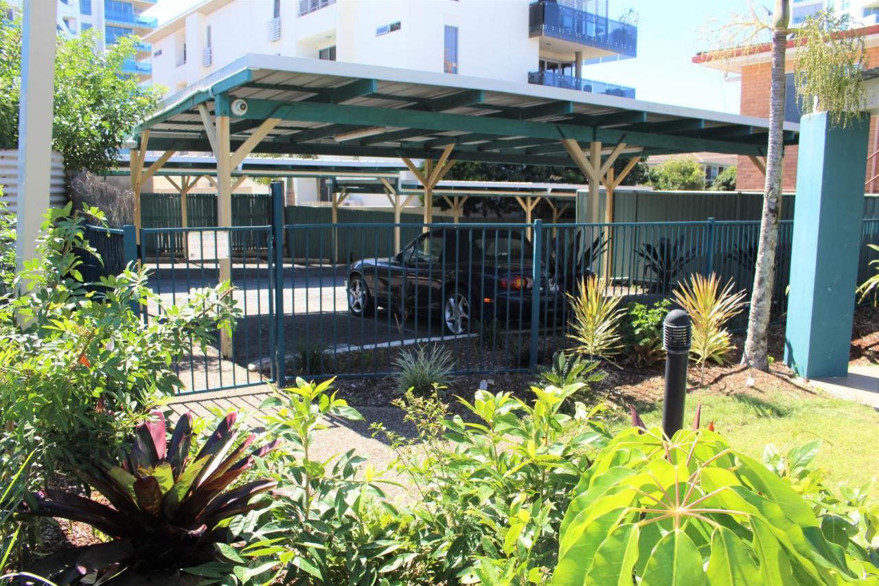 Broadwater Keys Holiday Apartments โกลด์โคสต์ ภายนอก รูปภาพ